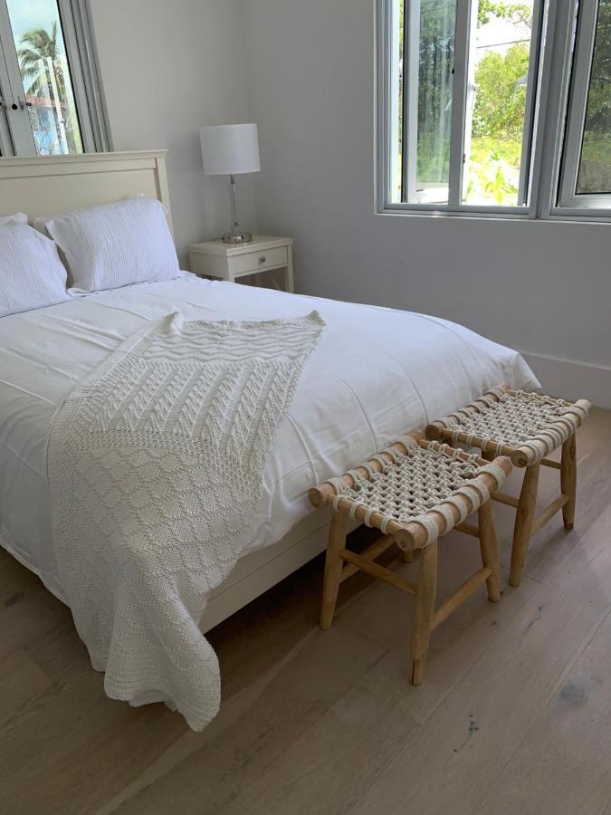 Hôtel The Cay House à Mangrove Cay Extérieur photo