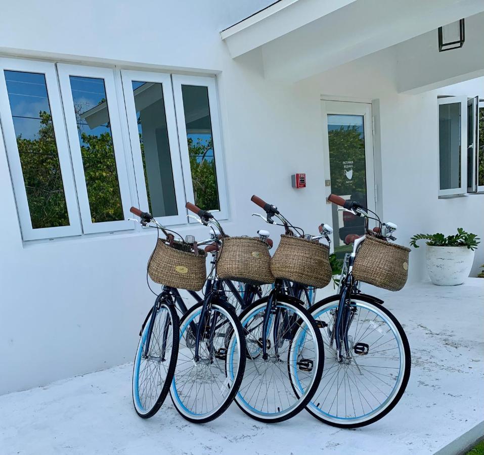 Hôtel The Cay House à Mangrove Cay Extérieur photo
